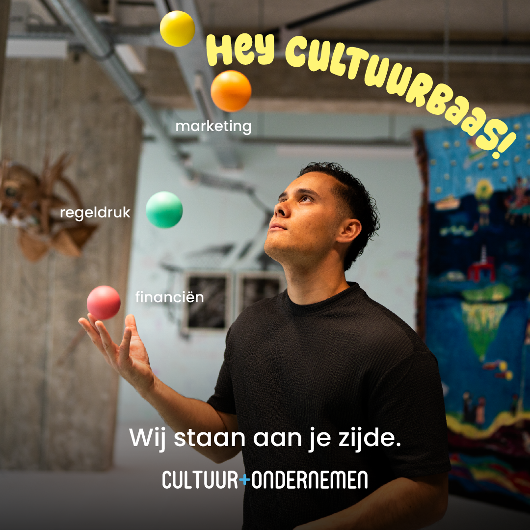 Jongleur die ballen hoog houdt met de tekst